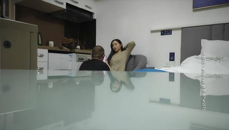 黑吊高端探花极品气质女神【425M】