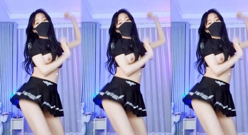 极品【爱初】超美极致身材 反差裸舞 女神登场6V884M百度