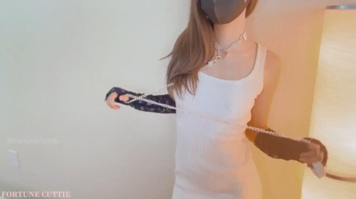 59131-『反差御姐』❤️反差御姐甘做母狗一摸下面都湿了 被带上项圈狗链一边挨操一边被羞辱 国语对白淫卝语字幕