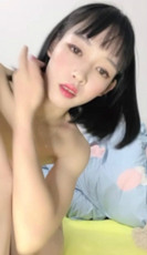 ██新品,新人下海 迷露啦 18岁小仙女直播间道具自慰秀 图 21