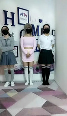 ██新品,新人下海 迷露啦 18岁小仙女直播间道具自慰秀 图 31