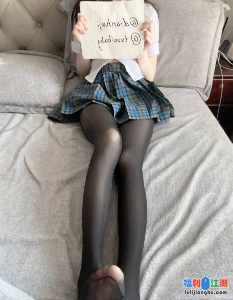 极品超火露出萝莉反差妹 户外露出喷水tuzaibaby兔崽最全合集 [nvnp+15.88G][百度盘]