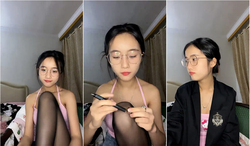 清純甜美00後學生妹放學房間裏邊寫作業邊撩騷,睡前洗香香給妳看看B