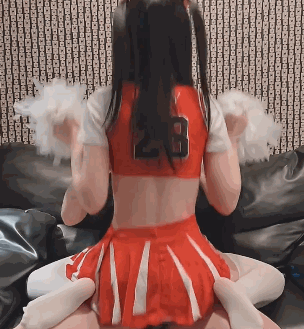 Fansly极品白虎萝莉美女 yurinslittlepeach 新作 OF订阅 [内射溢出] [啦啦队制服+淫纹魅魔] 啪啪福利 [2V/1.78G][百度盘]