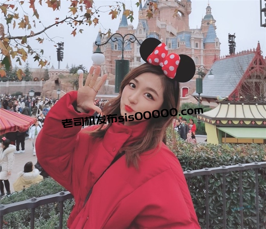 大叔酒店开房操大二学妹⭐各种姿势爆插她的小嫩B⭐完全突破她的羞耻心⭐完美露脸