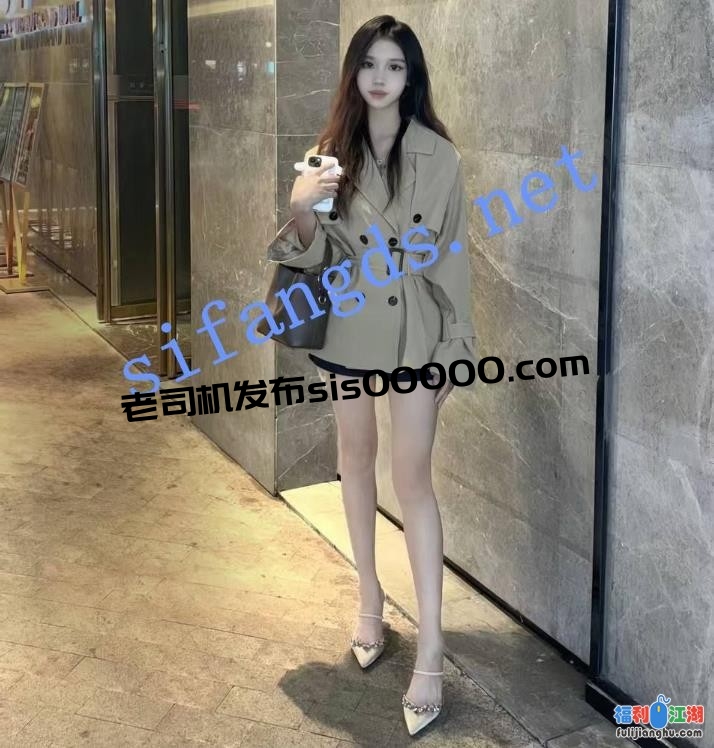 【重磅核弹】富二代 fKabuto 4.25 最新高颜值网美骚货26V+26P[某房原版]【983M】