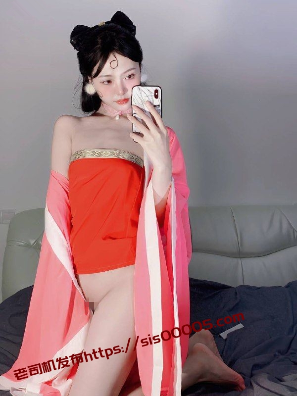 推特62.1万粉丝颜值女神 真真U 门槛福利