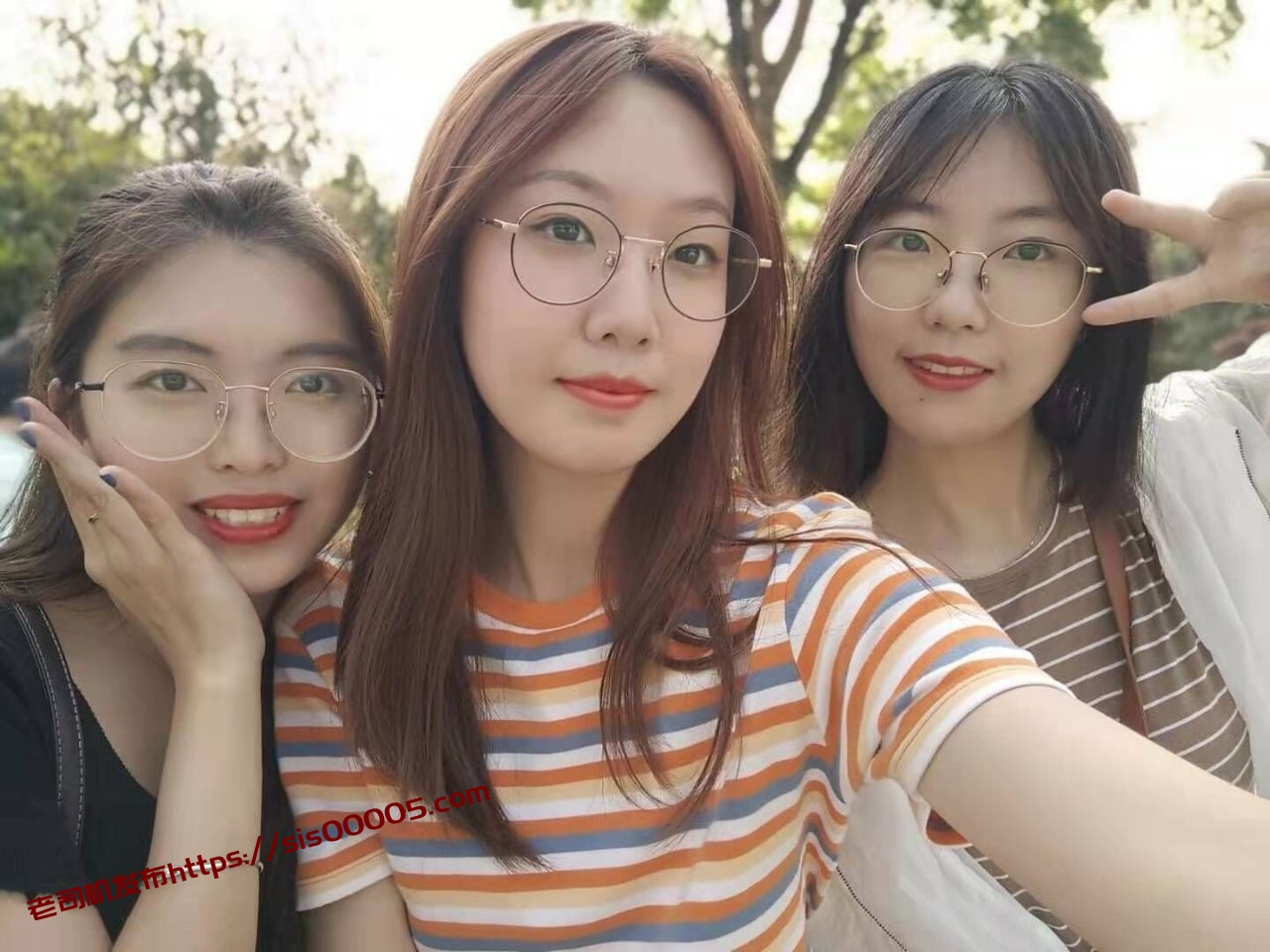 云盘高质露脸泄密 工业学院反差眼镜学姐与男友不雅自拍流出 宿舍挡帘道具紫薇 吃鸡啪啪 极度母狗