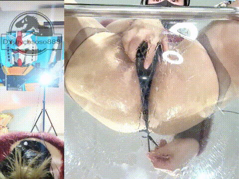 【度盘和夸克】抖音女神付费福利【一只霸王兽】vip双视角群聊~把大屁股打红