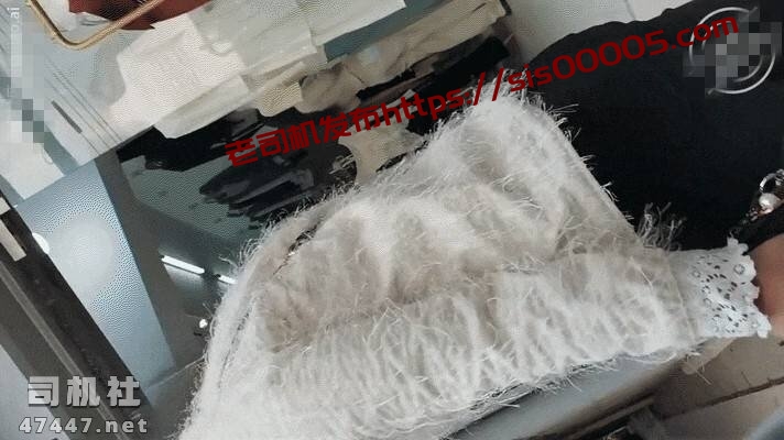 2025年5月下午美容店老板娘老公不在开房内射骚穴[1V/729M]百度