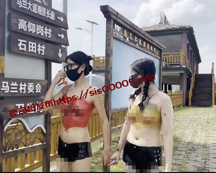 318 【2025新品】，天花板露出狂人御姐【cikaimoon】，现代皇帝新装，大白天赤裸裸走路，路边人表情亮了(2V)